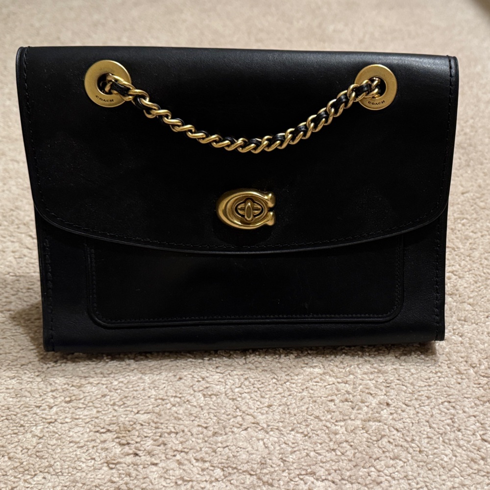 Elegant Black Leather Chain Bag